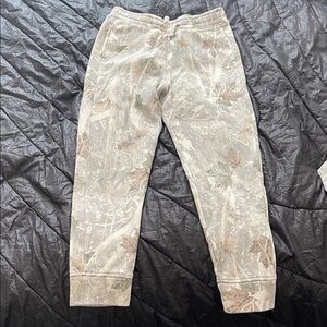 Abercrombie Kids Boys Camouflage Joggers & Hoodie - Gray and Green